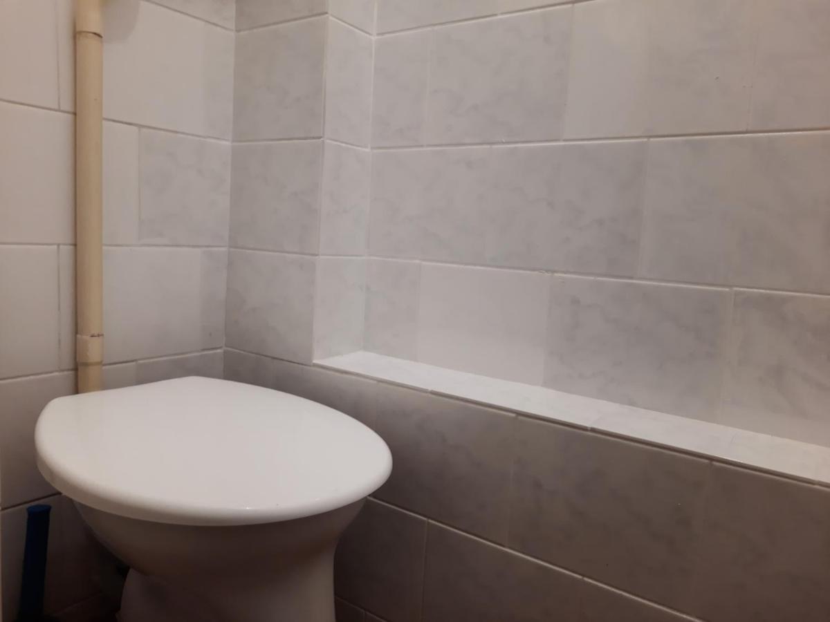 Kwatera prywatna Downtown Minimalistic In Flatshare *