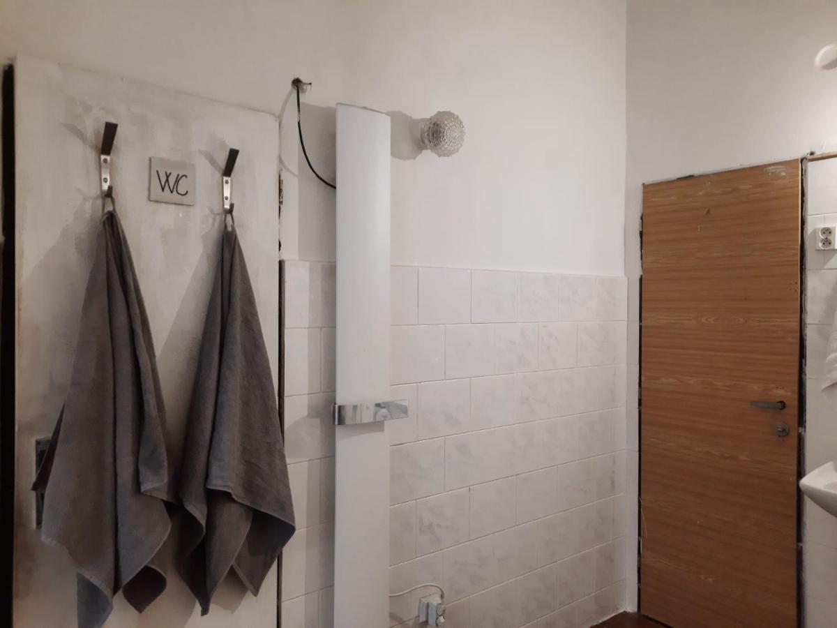 Downtown Minimalistic In Flatshare Praga
